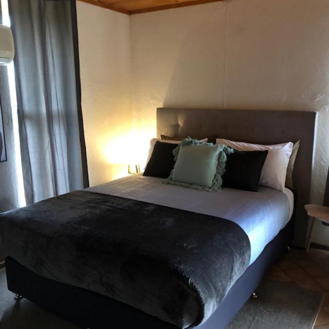 Granite Belt Cabins Hotel Stanthorpe Buitenkant foto